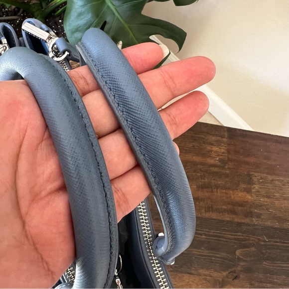 Tory Burch Robinson Double Zip Tote Crossbody Blue Saffiano Leather $495 - Picture 12 of 17